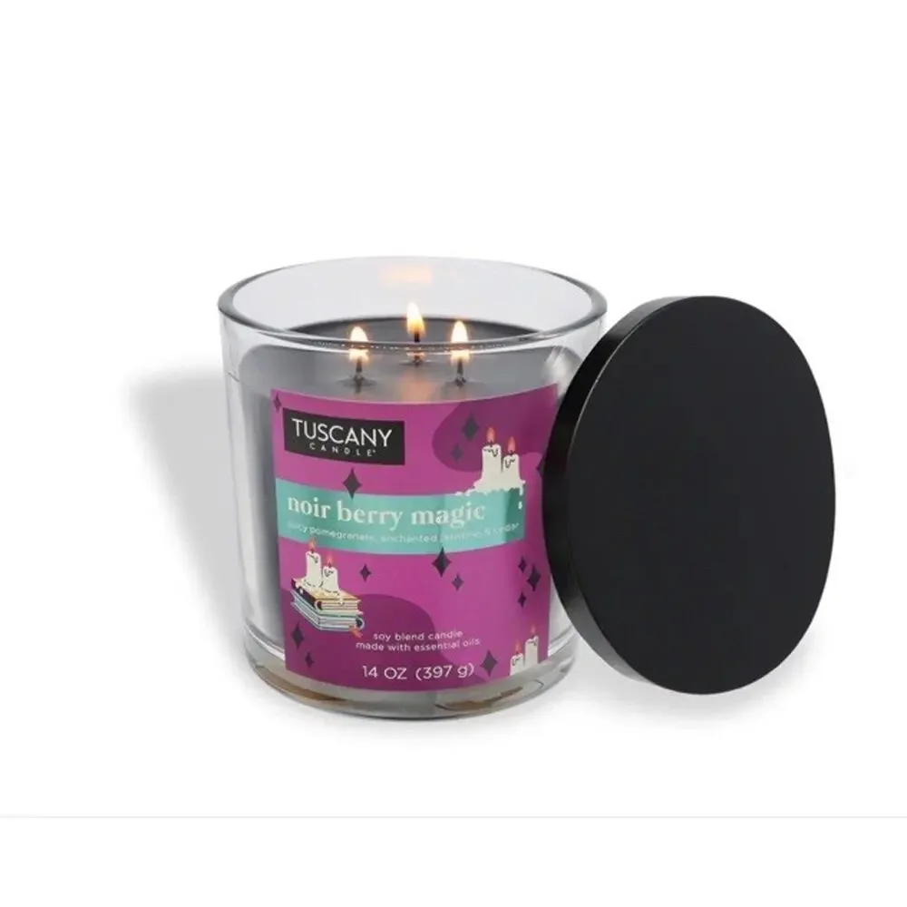 TUSCANY Candle Noir Berry Magic Halloween Essential Oils 14 Oz Ltd Ed. Leaves
